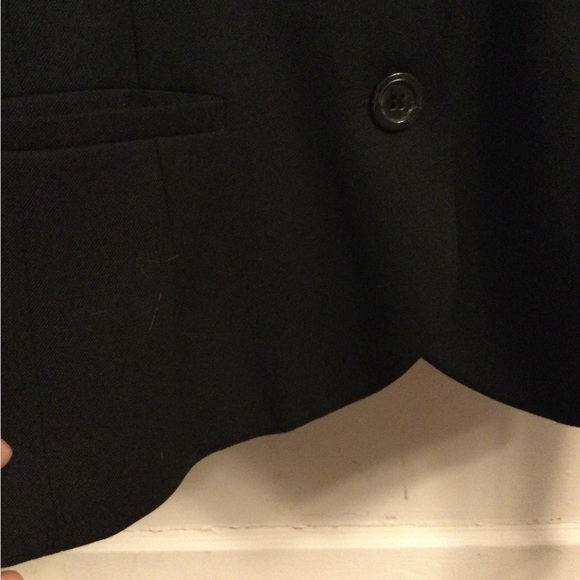 Classic Black Wool Tristan & Iseut Blazer - Picture 3 of 10